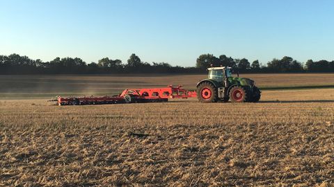 Eco-Mulch Magnum : un faux-semis jusqu'à 25 ha/h Eco-Mulch Magnum : un faux-semis jusqu'à 25 ha/h