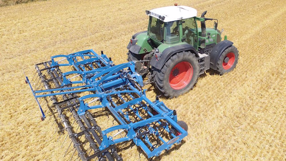 La herse Mulch de Bonnel pour les faux-semis La herse Mulch de Bonnel pour les faux-semis