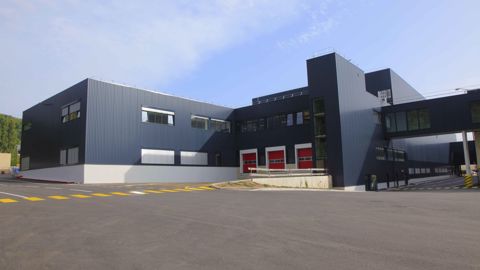 Kuhn inaugure un nouveau centre logistique Kuhn inaugure un nouveau centre logistique