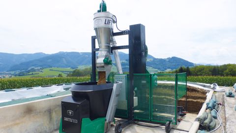 Wasserbauer automatise le désilage en silo couloir Wasserbauer automatise le désilage en silo couloir