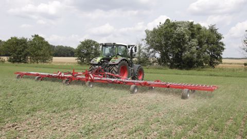 Horsch Cura ST, pour des parcelles moins sales Horsch Cura ST, pour des parcelles moins sales