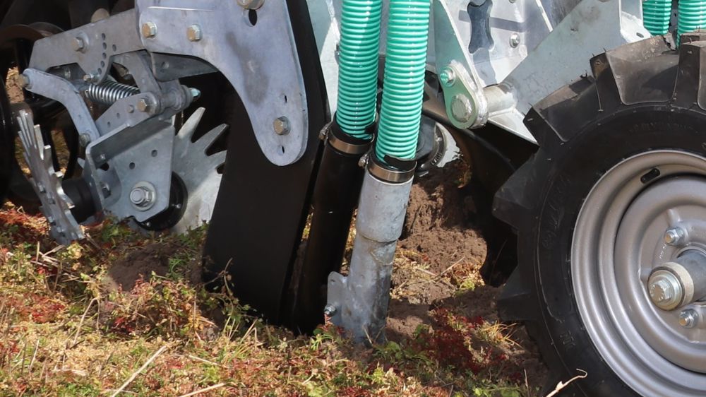 Un enfouisseur pour le Strip-Till chez Samson Un enfouisseur pour le Strip-Till chez Samson