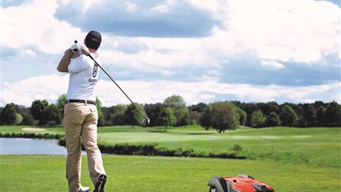Husqvarna à l'assaut des golfs Husqvarna à l'assaut des golfs
