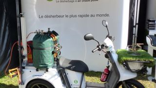 Ripagreen : le désherbage à air chaud sur triporteur Ligier
