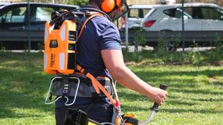 Pellenc : une batterie de haute capacité avec un harnais innovant