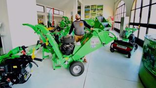 David Manseau (Vertmat) distribue Peruzzo