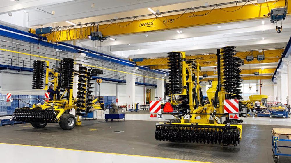Une usine sur deux étages pour Bednar Une usine sur deux étages pour Bednar