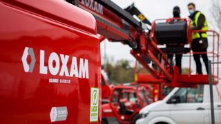 Loxam a créé un logo "LoxGreen" indiquant aux utilisateurs la nature moins énergivore de ses matériels.