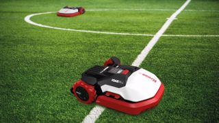 Kress : deux robots de tonte pour les grandes surfaces 