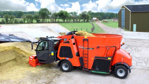 La mélangeuse de pré-série du Gaec des Coudrais à Saint-Denis-de-Gastine (Mayenne), mise en service fin 2020, est l’une des premières machines équipées avec le service de télémétrie Kuhn Connect. La mélangeuse de pré-série du Gaec des Coudrais à Saint-Denis-de-Gastine (Mayenne), mise en service fin 2020, est l’une des premières machines équipées avec le service de télémétrie Kuhn Connect.