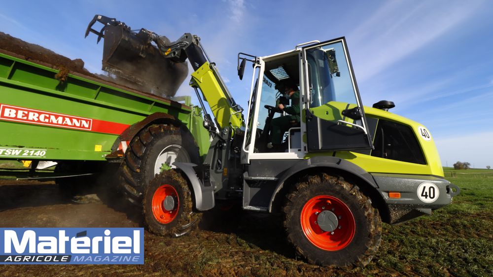 Essai chargeuse articulée compacte Claas Torion 738 T Sinus 