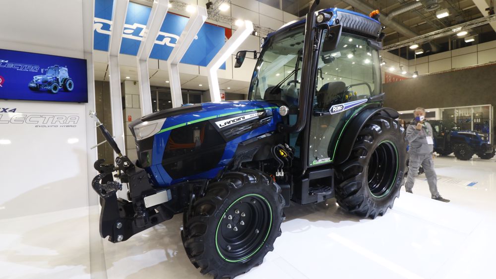 Landini Rex 4 Electra ! Le tracteur vigneron hybride mi-thermique, mi-électrique Landini Rex 4 Electra ! Le tracteur vigneron hybride mi-thermique, mi-électrique