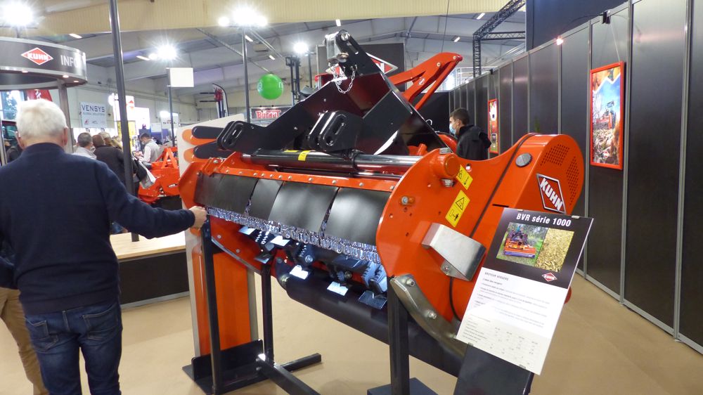 Kuhn : broyage intensif des vignes et vergers avec le broyeur BV série 1000 Kuhn : broyage intensif des vignes et vergers avec le broyeur BV série 1000
