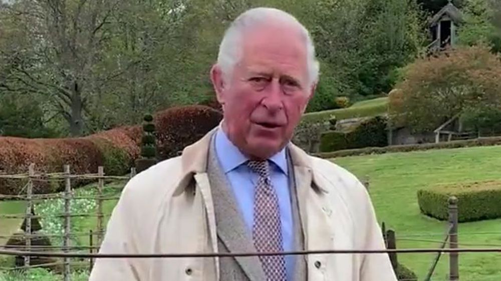 Le prince Charles, agent recruteur des paysans anglais