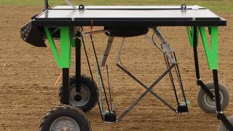 Le robot de désherbage EcoRobotix