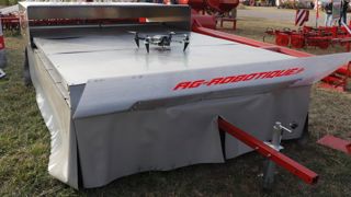 AG-Robotique propose robot, drone effaroucheurs et base mobile AG-Robotique propose robot, drone effaroucheurs et base mobile