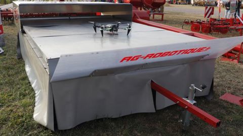 AG-Robotique propose robot, drone effaroucheurs et base mobile
