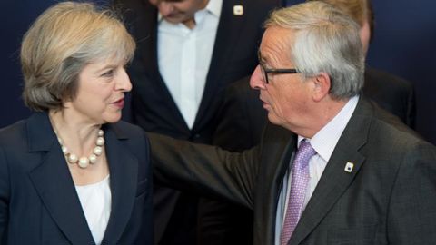 Theresa May, Premier ministre britannique, et Jean-Claude Juncker, président de la Commission européenne. © Union européenne Theresa May, Premier ministre britannique, et Jean-Claude Juncker, président de la Commission européenne. © Union européenne