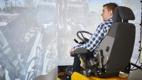 Volvo teste le pilotage à distance avec la 5G Volvo teste le pilotage à distance avec la 5G