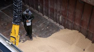 En 2020, la crise sanitaire a plombé les échanges commerciaux français En 2020, la crise sanitaire a plombé les échanges commerciaux français