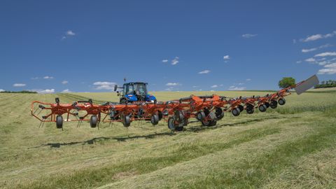 Kuhn : La faneuse GF 13003 T ratisse sur 13,4 m Kuhn : La faneuse GF 13003 T ratisse sur 13,4 m