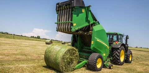 © John Deere