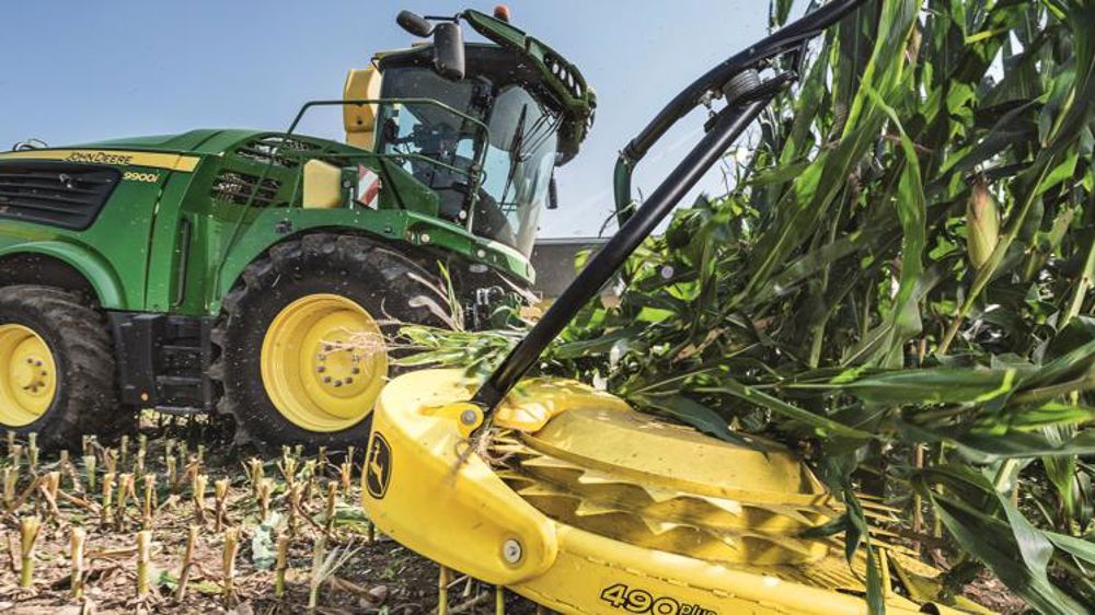 Jusqu’à 970 ch sur les ensileuses