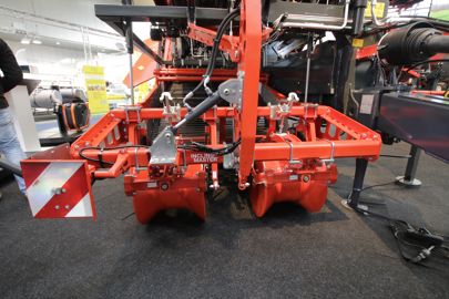 <?EM-dummyText [photo-article-caption]?>
        p.peeters