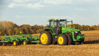 Le tracteur autonome de John Deere est prêt pour la commercialisation Le tracteur autonome de John Deere est prêt pour la commercialisation
