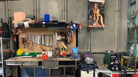 Les calendriers de charme bientôt interdits dans les ateliers Les calendriers de charme bientôt interdits dans les ateliers