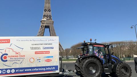 Top départ pour le tour de France en tracteur Top départ pour le tour de France en tracteur