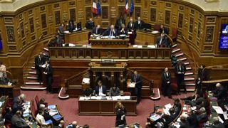 Les sénateurs veulent « limiter la pression » sur les industriels Les sénateurs veulent « limiter la pression » sur les industriels