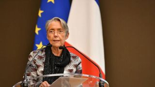 Élisabeth Borne veut interdire « les usages non agricoles avant cet été » Élisabeth Borne veut interdire « les usages non agricoles avant cet été »
