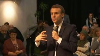 « On n’y arrivera pas » à 100 % en trois ans (Macron) « On n’y arrivera pas » à 100 % en trois ans (Macron)