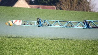 Une commission sur la procédure d’autorisation des phytos Une commission sur la procédure d’autorisation des phytos