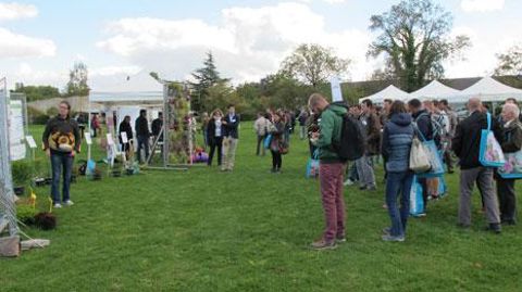 Le 23 septembre, 110 participants ont assisté aux conférences et aux ateliers proposés par le bassin Astredhor Seine-Manche sur le site du lycée horticole de Saint-Germain-en-Laye.(c)Valérie Vidril Le 23 septembre, 110 participants ont assisté aux conférences et aux ateliers proposés par le bassin Astredhor Seine-Manche sur le site du lycée horticole de Saint-Germain-en-Laye.(c)Valérie Vidril