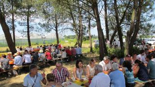 Le 74e congrès de la FNPHP, organisé conjointement avec les portes ouvertes de la station Astredhor Sud-Ouest GIE Fleurs et plantes, a rassemblé entre 200 et 250 participants, et une vingtaine de stands de partenaires. (c)Valérie Vidril Le 74e congrès de la FNPHP, organisé conjointement avec les portes ouvertes de la station Astredhor Sud-Ouest GIE Fleurs et plantes, a rassemblé entre 200 et 250 participants, et une vingtaine de stands de partenaires. (c)Valérie Vidril Le 74e congrès de la FNPHP, organisé conjointement avec les portes ouvertes de la station Astredhor Sud-Ouest GIE Fleurs et plantes, a rassemblé entre 200 et 250 participants, et une vingtaine de stands de partenaires. (c)Valérie Vidril Le 74e congrès de la FNPHP, organisé conjointement avec les portes ouvertes de la station Astredhor Sud-Ouest GIE Fleurs et plantes, a rassemblé entre 200 et 250 participants, et une vingtaine de stands de partenaires. (c)Valérie Vidril