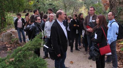  Plus d'une centaine de participants (élus et agents des collectivités territoriales, associations...) ont assisté à l'atelier régional. L'après-midi, une visite au parc du Vivier de Mérignac a permis de prolonger les échanges.(c)Valérie Vidril  Plus d'une centaine de participants (élus et agents des collectivités territoriales, associations...) ont assisté à l'atelier régional. L'après-midi, une visite au parc du Vivier de Mérignac a permis de prolonger les échanges.(c)Valérie Vidril