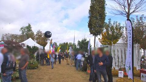 Un regret à Salonvert : le secteur végétal reste largement minoritaire, avec une vingtaine d'exposants seulement sur près de 600 marques exposantes. (c)Yaël Haddad Un regret à Salonvert : le secteur végétal reste largement minoritaire, avec une vingtaine d'exposants seulement sur près de 600 marques exposantes. (c)Yaël Haddad