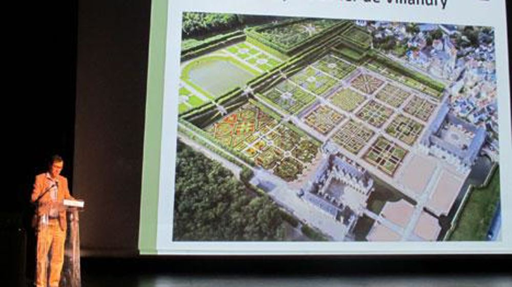 Organisé par Végéphyl (ex-Association française de la protection des plantes AFPP), le colloque a proposé une synthèse des connaissances acquises sur les deux principaux fléaux du buis (pyrale et maladies du dépérissement) et a abordé l'ensemble des autres problèmes sanitaires de la plante.  ©Valérie Vidril Organisé par Végéphyl (ex-Association française de la protection des plantes AFPP), le colloque a proposé une synthèse des connaissances acquises sur les deux principaux fléaux du buis (pyral