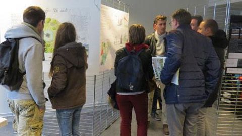 Les élèves des six établissements horticoles d'Île-de-France qui ont participé au concours ont présenté leurs projets au jury et à des professionnels venus assister à une journée technique à Saint-Germain-en-Laye (78).(c)Odile Maillard Les élèves des six établissements horticoles d'Île-de-France qui ont participé au concours ont présenté leurs projets au jury et à des professionnels venus assister à une journée technique à Saint-Germain-en-Laye (78).(c)Odile Maillard