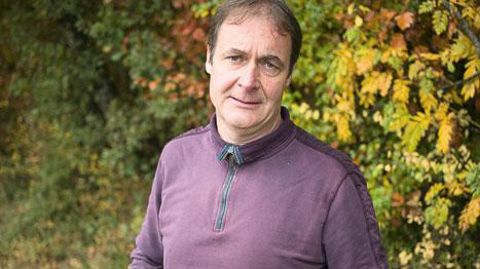 On choisit encore trop souvent des arbres sur catalogue sans connaître les conditions dans lesquelles ils vont s'épanouir. ©D. Geoffrion On choisit encore trop souvent des arbres sur catalogue sans connaître les conditions dans lesquelles ils vont s'épanouir. ©D. Geoffrion