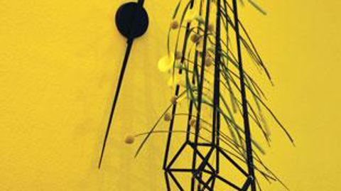 L'année 2017 sera « bright ». La couleur dominante, le jaune pur, supplantera le pastel de cette année 2016. Quant aux formes, elles seront très géométriques, voire Shinymétric (cette photo). ©Chlorosphère  L'année 2017 sera « bright ». La couleur dominante, le jaune pur, supplantera le pastel de cette année 2016. Quant aux formes, elles seront très géométriques, voire Shinymétric (cette photo). ©Chlorosphère 