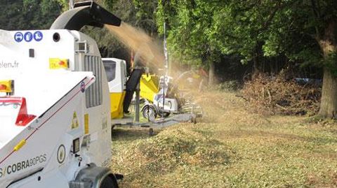 Les ministères de l'Agriculture et du Travail ont élaboré une note de service : une grille d'évaluation en six points permettra de poursuivre l'utilisation des machines. (c)Patrick Glémas. Les ministères de l'Agriculture et du Travail ont élaboré une note de service : une grille d'évaluation en six points permettra de poursuivre l'utilisation des machines. (c)Patrick Glémas.