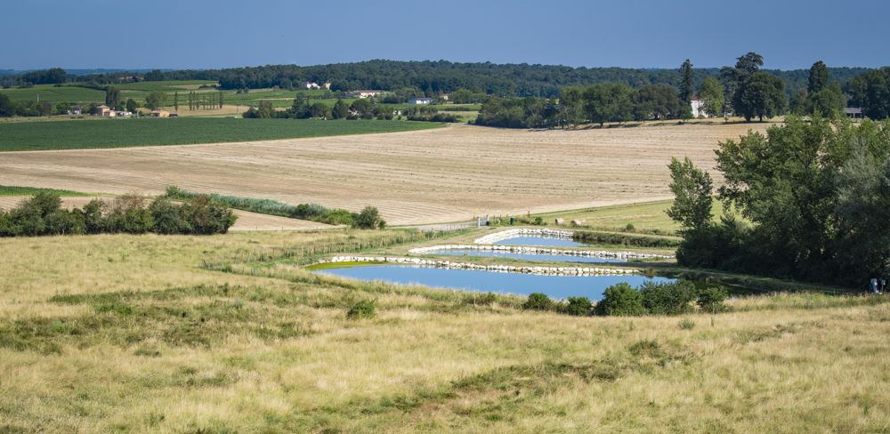 Le stockage de l'eau est l'une des solutions brandies face aux sécheresses qui devraient se multiplier avec le réchauffement climatique.