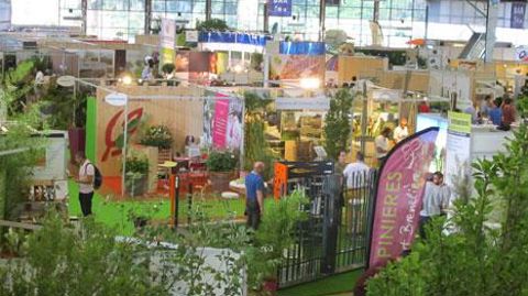 Si le visitorat du Salon du végétal a incontestablement été limité en nombre, beaucoup ont souligné que les contacts étaient de qualité. ©Valérie Vidril Si le visitorat du Salon du végétal a incontestablement été limité en nombre, beaucoup ont souligné que les contacts étaient de qualité. ©Valérie Vidril