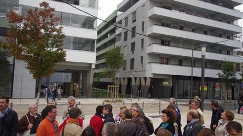 Les 5 et 6 octobre 2017, le congrès annuel d'Hortis - les responsables d'espace nature en ville - s'est tenu à Lyon autour « des espaces verts au service de la santé ». Outre les interventions en salle, les participants ont visité, entre autres, le nouvel écoquartier Confluence. (c)Yaël Haddad Les 5 et 6 octobre 2017, le congrès annuel d'Hortis - les responsables d'espace nature en ville - s'est tenu à Lyon autour « des espaces verts au service de la santé ». Outre les interventions en salle, le