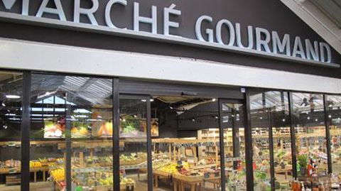 Si l'alimentaire est déjà bien présent chez Gamm vert, il le sera encore plus avec la juxtaposition d'une jardinerie avec un magasin Frais d'Ici. Jardiland n'est pas en reste avec un concept d'épicerie cohérent, déjà en test ici à Bonneuil-sur-Marne (94). (c)Pascal Fayolle Si l'alimentaire est déjà bien présent chez Gamm vert, il le sera encore plus avec la juxtaposition d'une jardinerie avec un magasin Frais d'Ici. Jardiland n'est pas en reste avec un concept d'épicerie cohérent, déjà en test i
