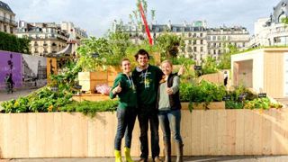Pauline Houlon, Sophie Kling, Charles Moreau… trois des lauréats du concours 2016 Botany For Change, organisé par Klorane, ont pu réaliser leur jardin devant l'hôtel de ville de Paris. (c)Klorane. Pauline Houlon, Sophie Kling, Charles Moreau… trois des lauréats du concours 2016 Botany For Change, organisé par Klorane, ont pu réaliser leur jardin devant l'hôtel de ville de Paris. (c)Klorane. Pauline Houlon, Sophie Kling, Charles Moreau… trois des lauréats du concours 2016 Botany For Change, organisé par Klorane, ont pu réaliser leur jardin devant l'hôtel de ville de Paris. (c)Klorane. Pauline Houlon, Sophie Kling, Charles Moreau… trois des lauréats du concours 2016 Botany For Change, organisé par Klorane, ont pu réaliser leur jardin devant l'hôtel de ville de Paris. (c)Klorane.