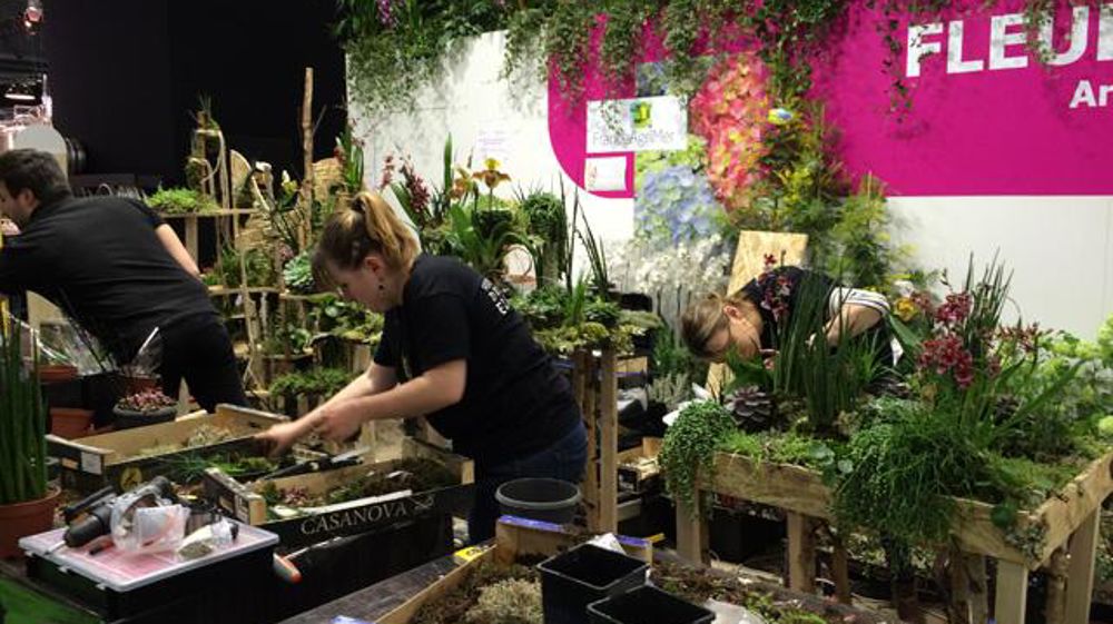 ©Odile Maillard Pour leur finale nationale, les 8 candidats à l'oscar des jeunes fleuristes avaient 5 épreuves à réaliser sur 2 journées, autour de la thématique du salon  ©Odile Maillard Pour leur finale nationale, les 8 candidats à l'oscar des jeunes fleuristes avaient 5 épreuves à réaliser sur 2 journées, autour de la thématique du salon